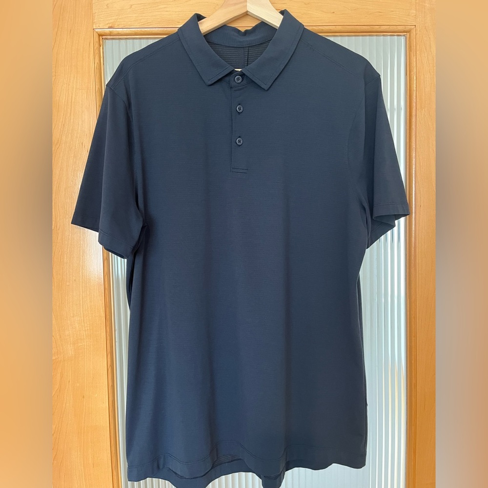 Lululemon Short Sleeved Polo - Men’s L (Blue)